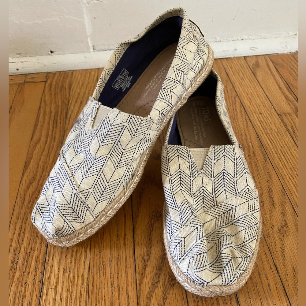TOMS W6.5 Patterned Print